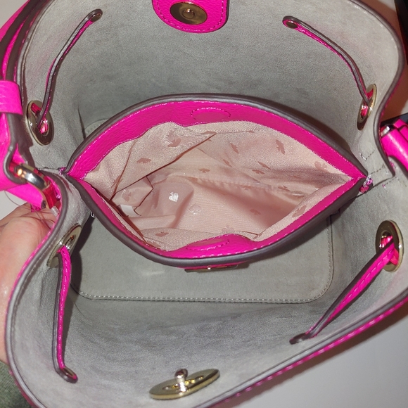 NWT Kate Spade Marti Small Bucket Bag (Bright Magenta) - Picture 5 of 10